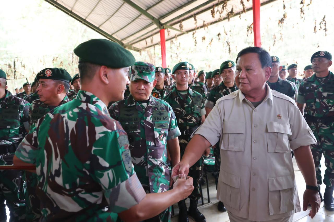 Perjalanan karir militer prabowo subianto secara lengkap