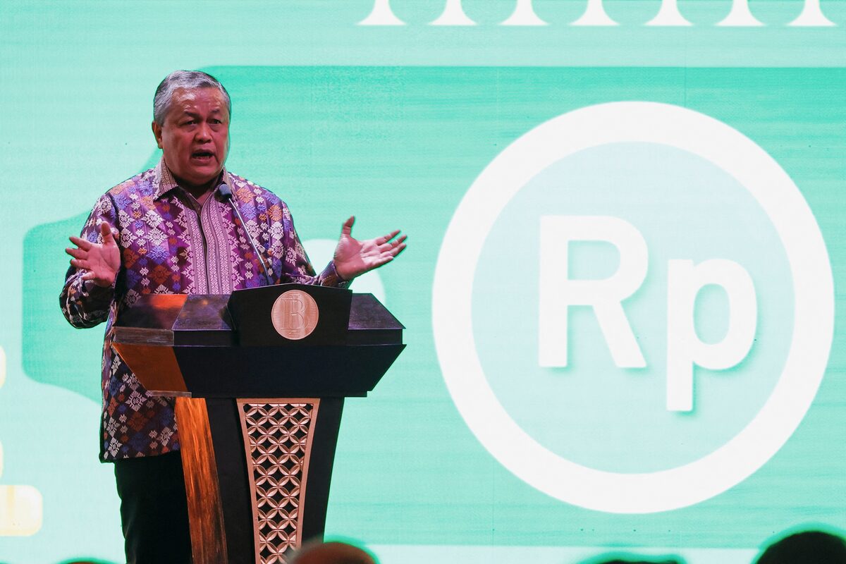 Inflation monetary regime targeting indonesian Inflation monetary regime targeting indonesian