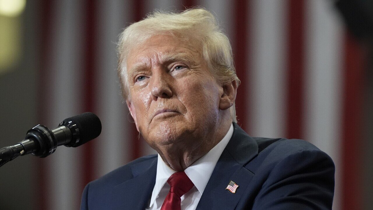 Perbandingan kebijakan ekonomi donald trump dengan presiden sebelumnya