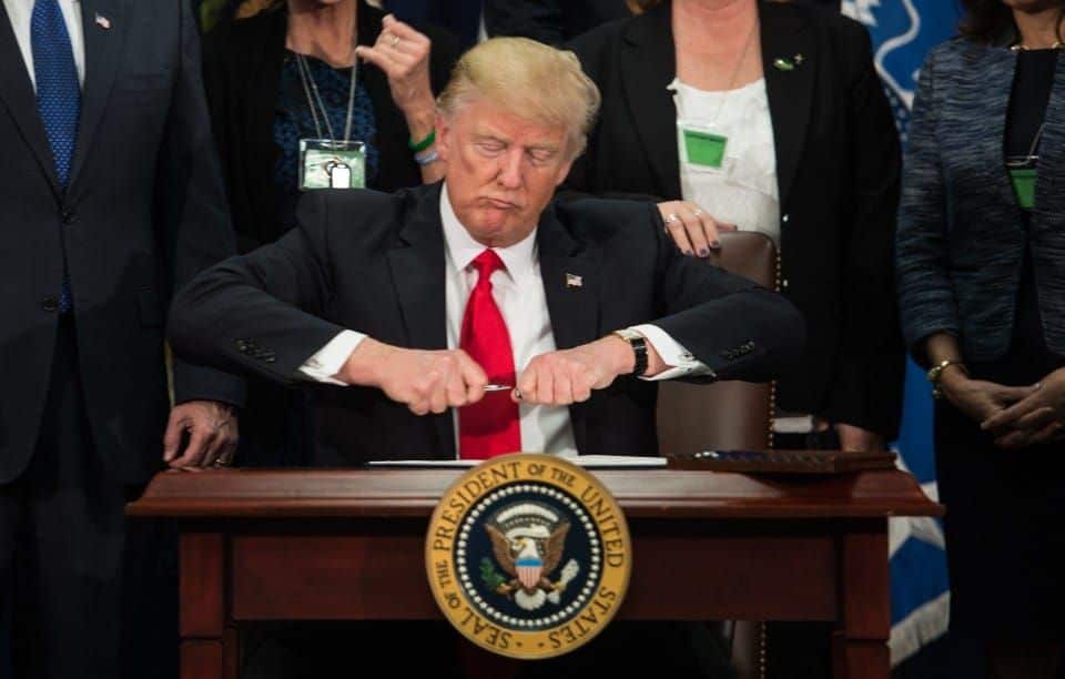 Kebijakan perdagangan internasional donald trump dan indonesia