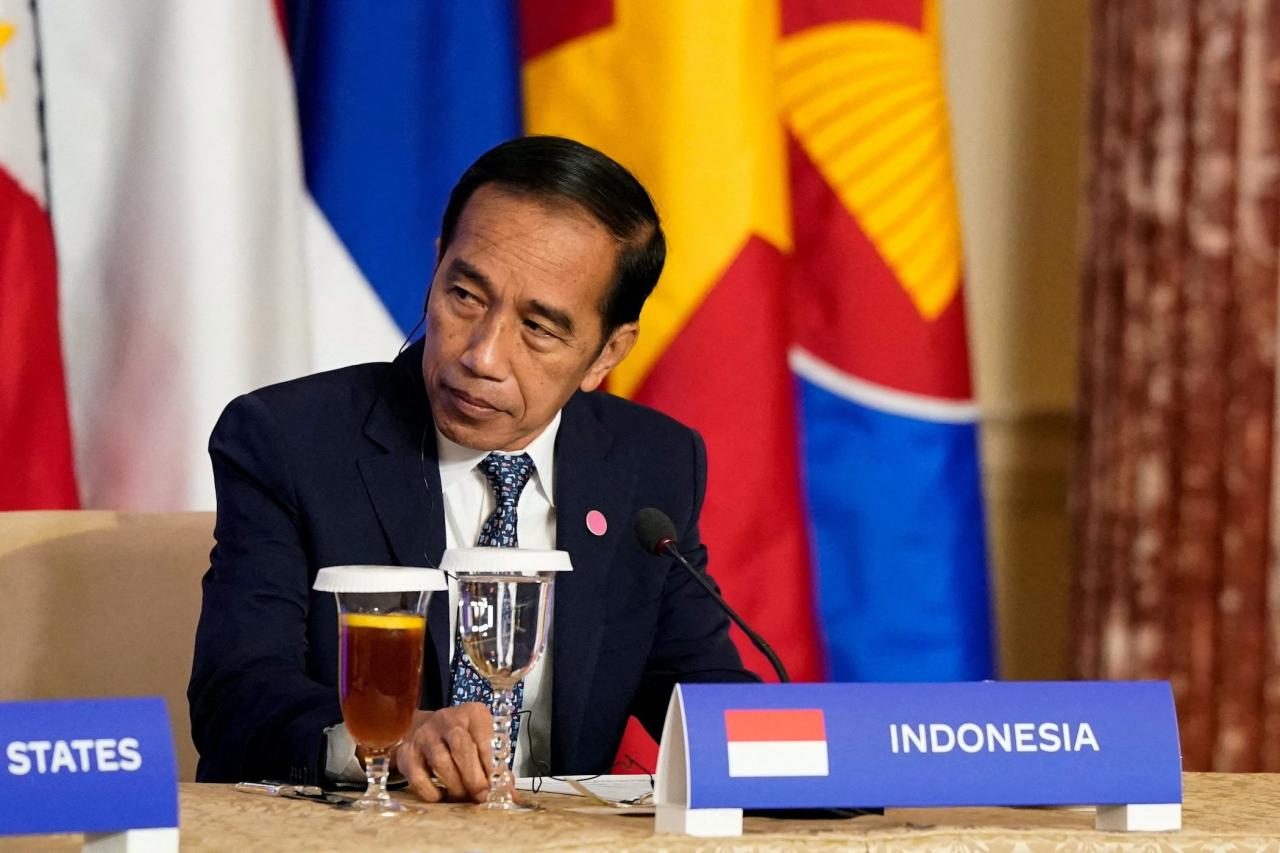 Faktor penyebab reshuffle menteri di kabinet Indonesia