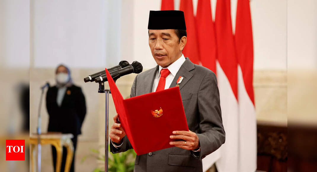 Perbandingan kebijakan ekonomi Indonesia sebelum dan sesudah reshuffle menteri