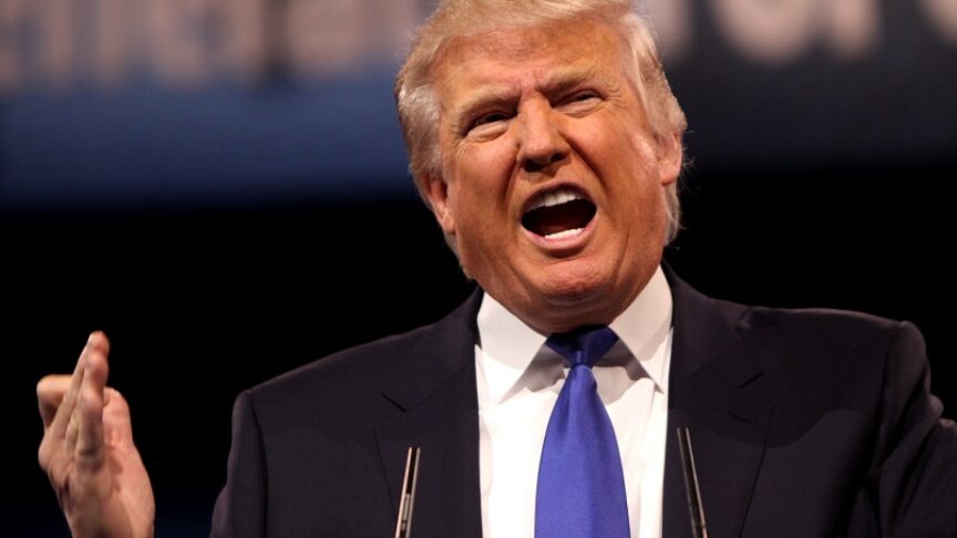 Faktor penyebab kebijakan aneh donald trump